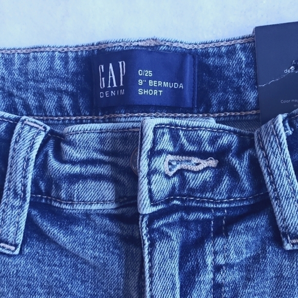 GAP Womans 9" Bermuda Short Size 25 - Picture 3 of 7